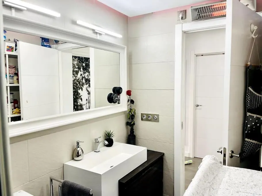 Apartment Nuevo!! Apartamento Lujo&Confort. Parking Seville